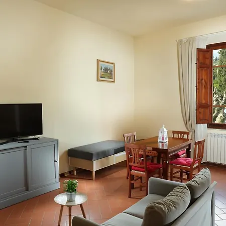 Apartment Borgo Toscano - *